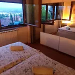 By The Castle Апартаменты Копер