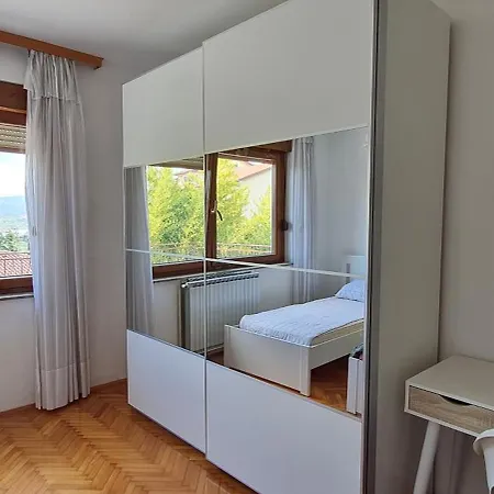 Apartment By The Castle