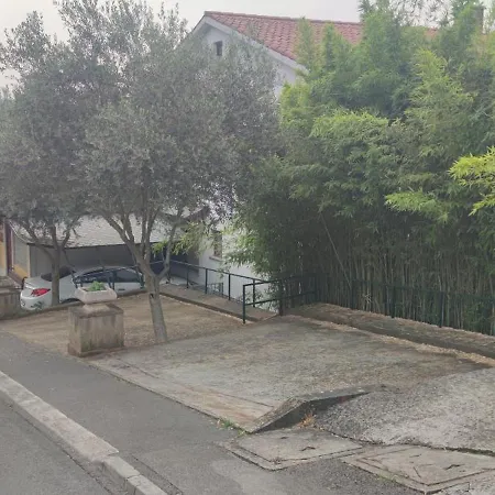 Apartment By The Castle Koper